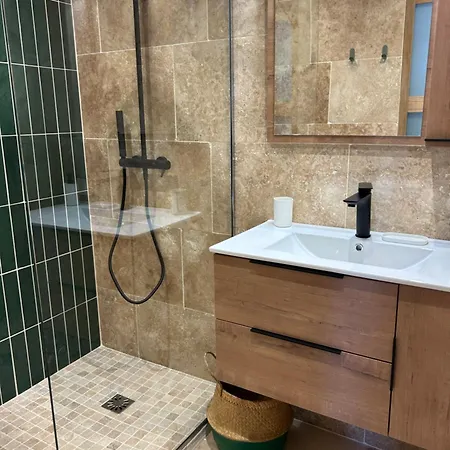 Nouveau En Provence Avec Piscine Sur